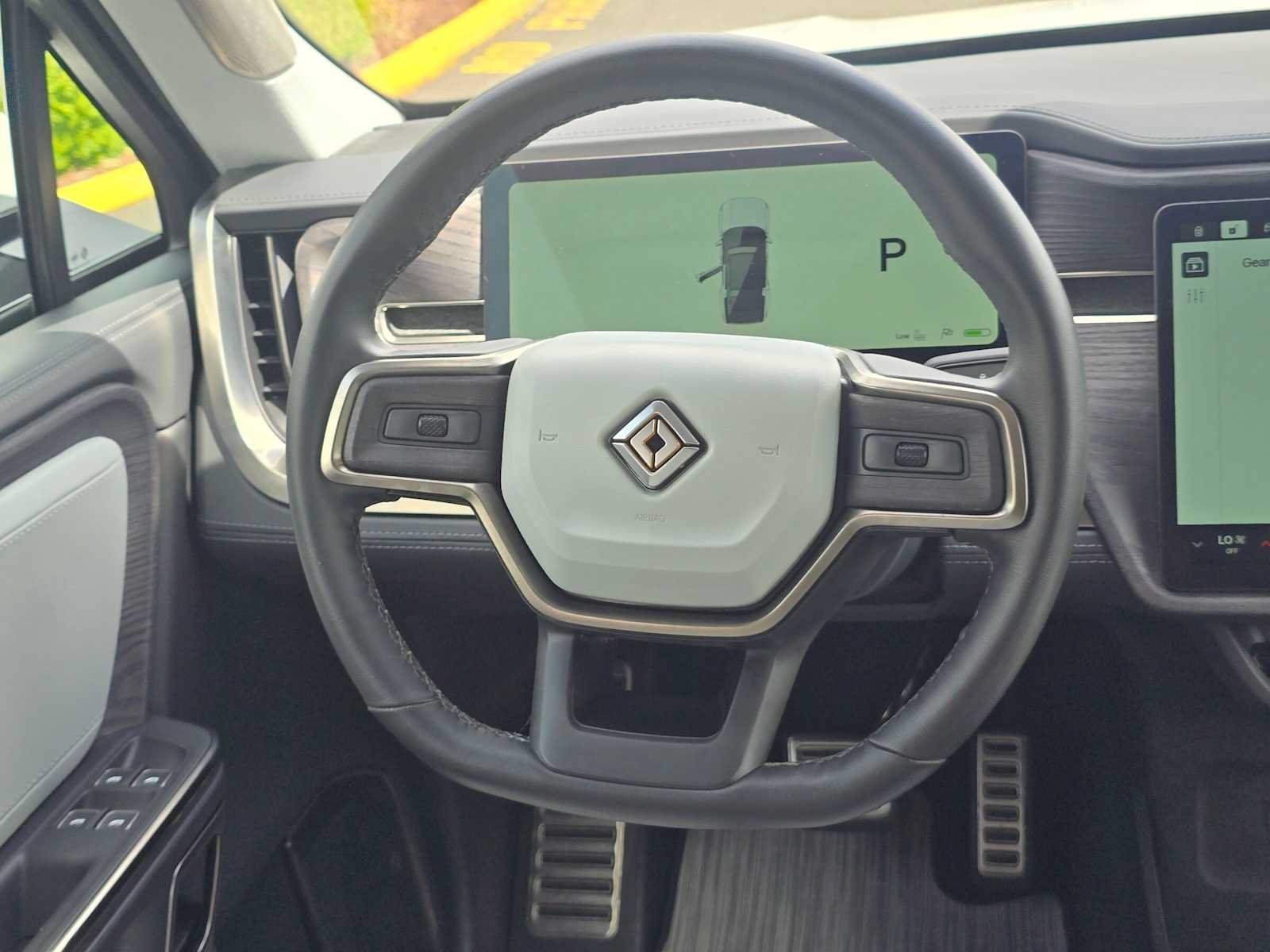 Used 2024 Rivian R1S Adventure AWD/4WD image 19