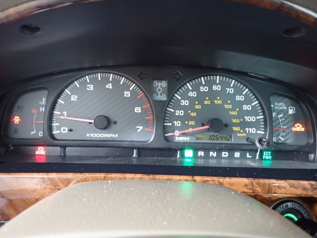 Used 2000 Toyota 4Runner Limited image 20