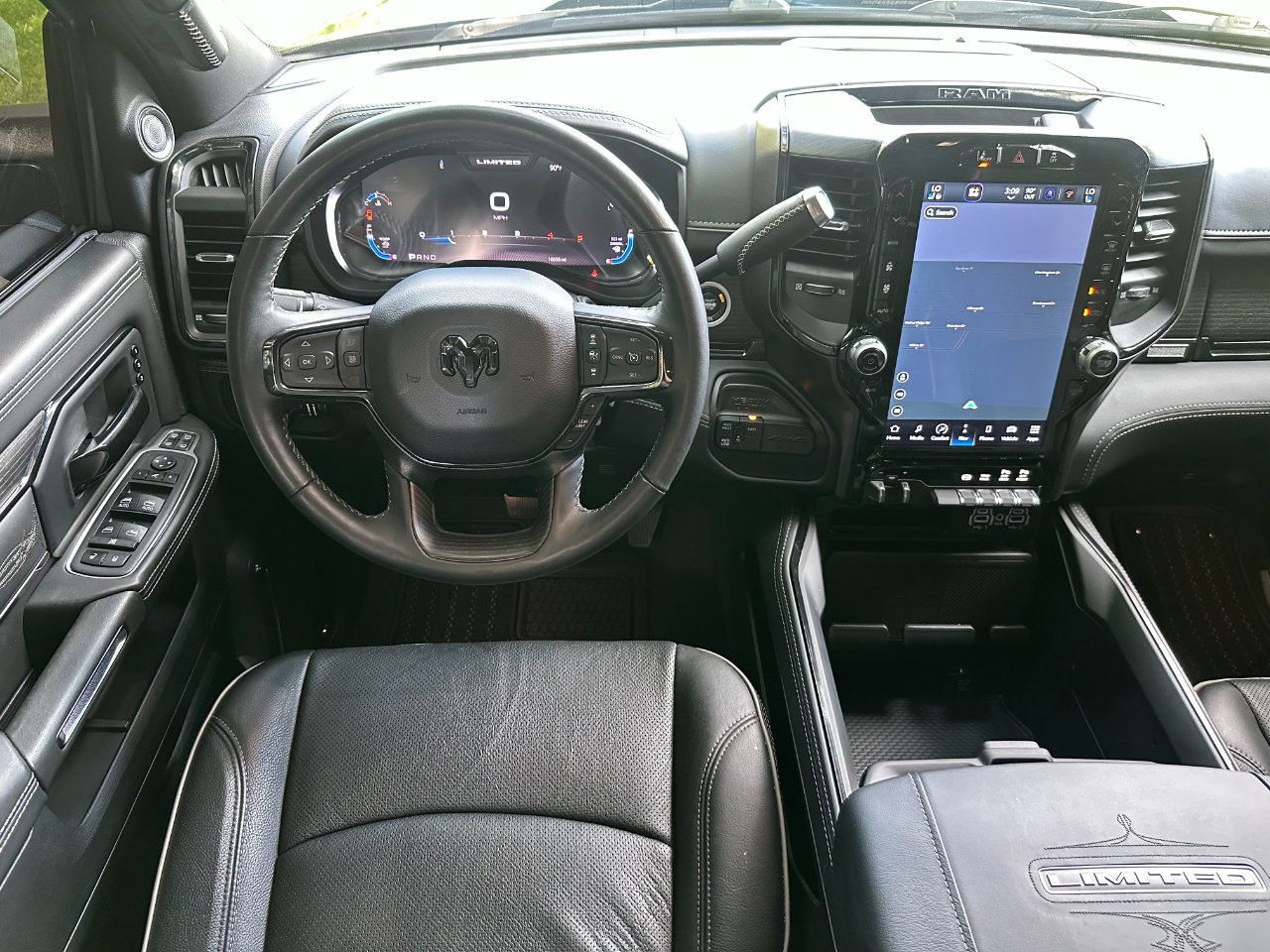 Used 2023 RAM 2500 Limited image 30