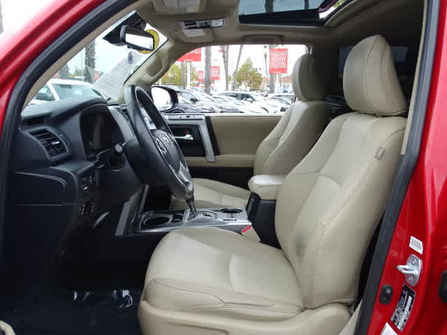 Used 2021 Toyota 4Runner SR5 Premium w/ Moonroof Package RWD image 18