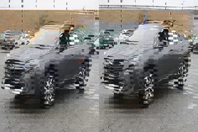 Certified 2025 Subaru Outback Limited w/ Popular Package #2 image 4