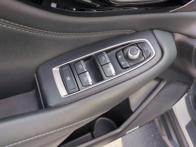 Used 2023 Subaru Outback Touring XT AWD/4WD image 14