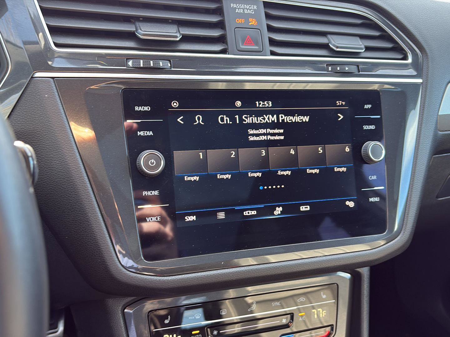 Used 2023 Volkswagen Tiguan SE R-Line image 18