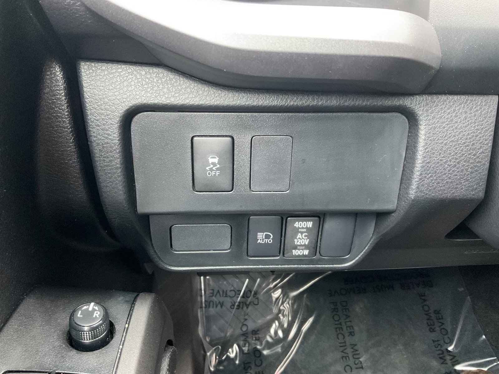 Used 2023 Toyota Tacoma TRD Off-Road image 31