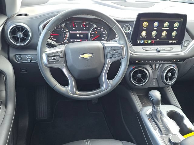 Used 2023 Chevrolet Blazer LT FWD image 11