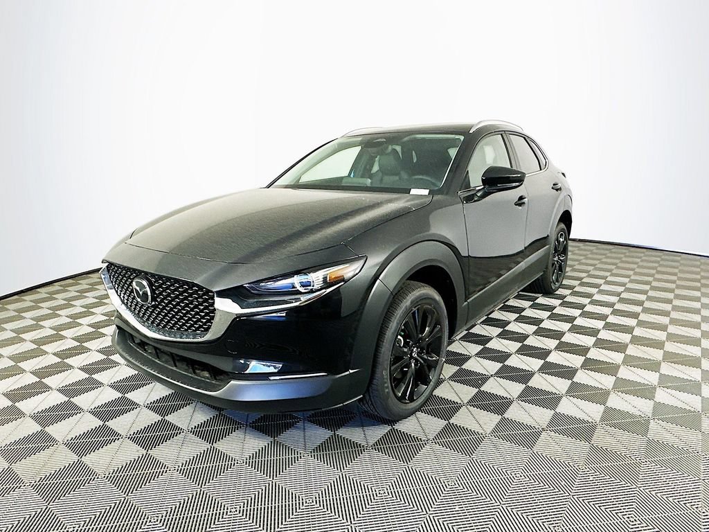 New 2025 MAZDA CX-30 AWD 2.5 S w/ Select Sport Pkg video 4