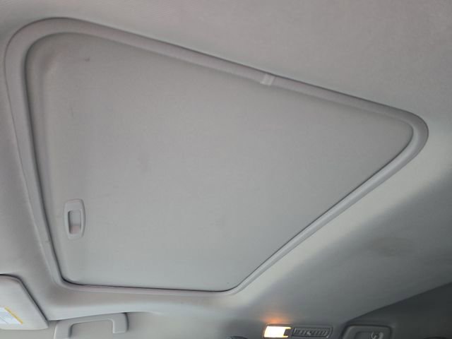 Used 2022 Toyota Sienna XLE FWD image 24