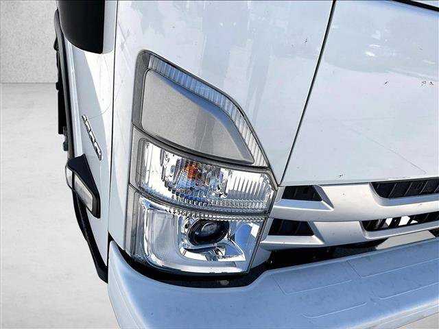 Used 2024 Chevrolet Low Cab Forward RWD image 25