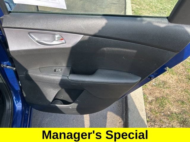 Used 2024 Kia Forte LXS w/ LXS Technology Package FWD image 35