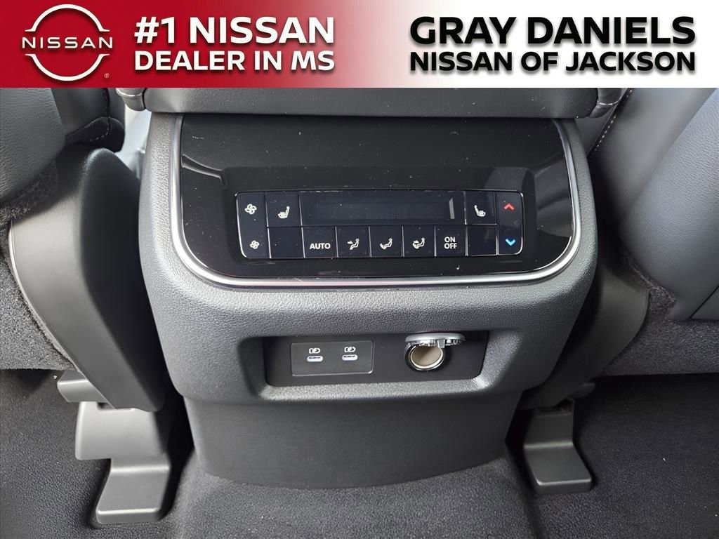 New 2026 Nissan Armada Platinum RWD image 17
