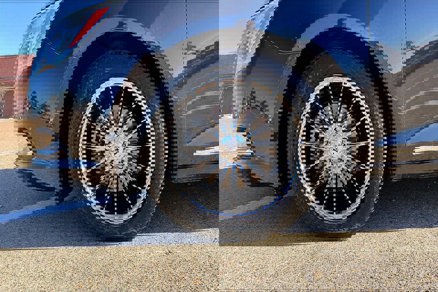 Used 2015 Buick LaCrosse image 7