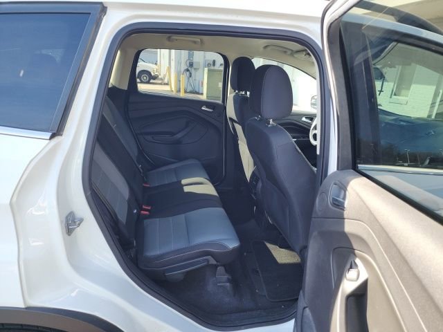 Used 2014 Ford Escape SE w/ Equipment Group 201A image 4