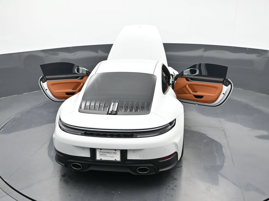 Certified 2025 Porsche 911 Carrera RWD image 24