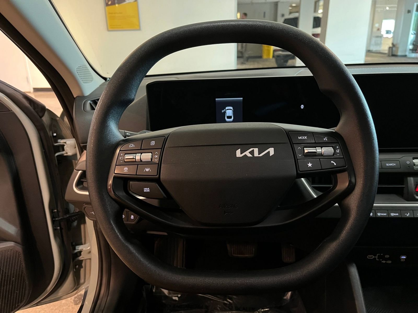 Used 2025 Kia K4 FWD image 28