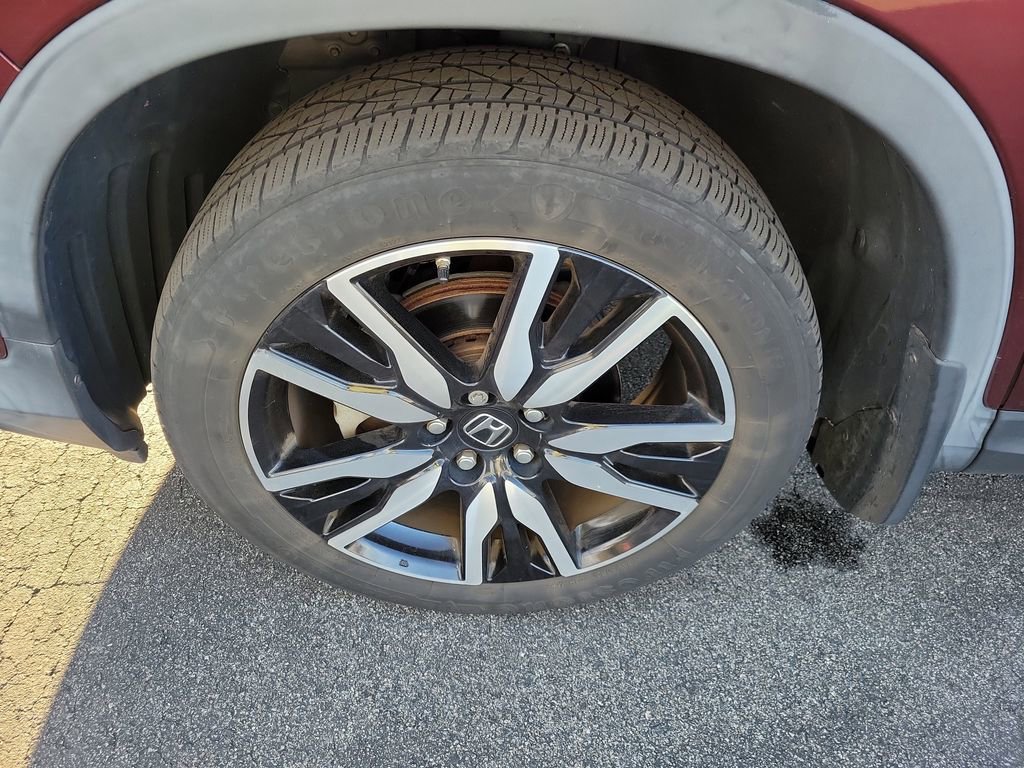 Used 2020 Honda Pilot Touring image 5