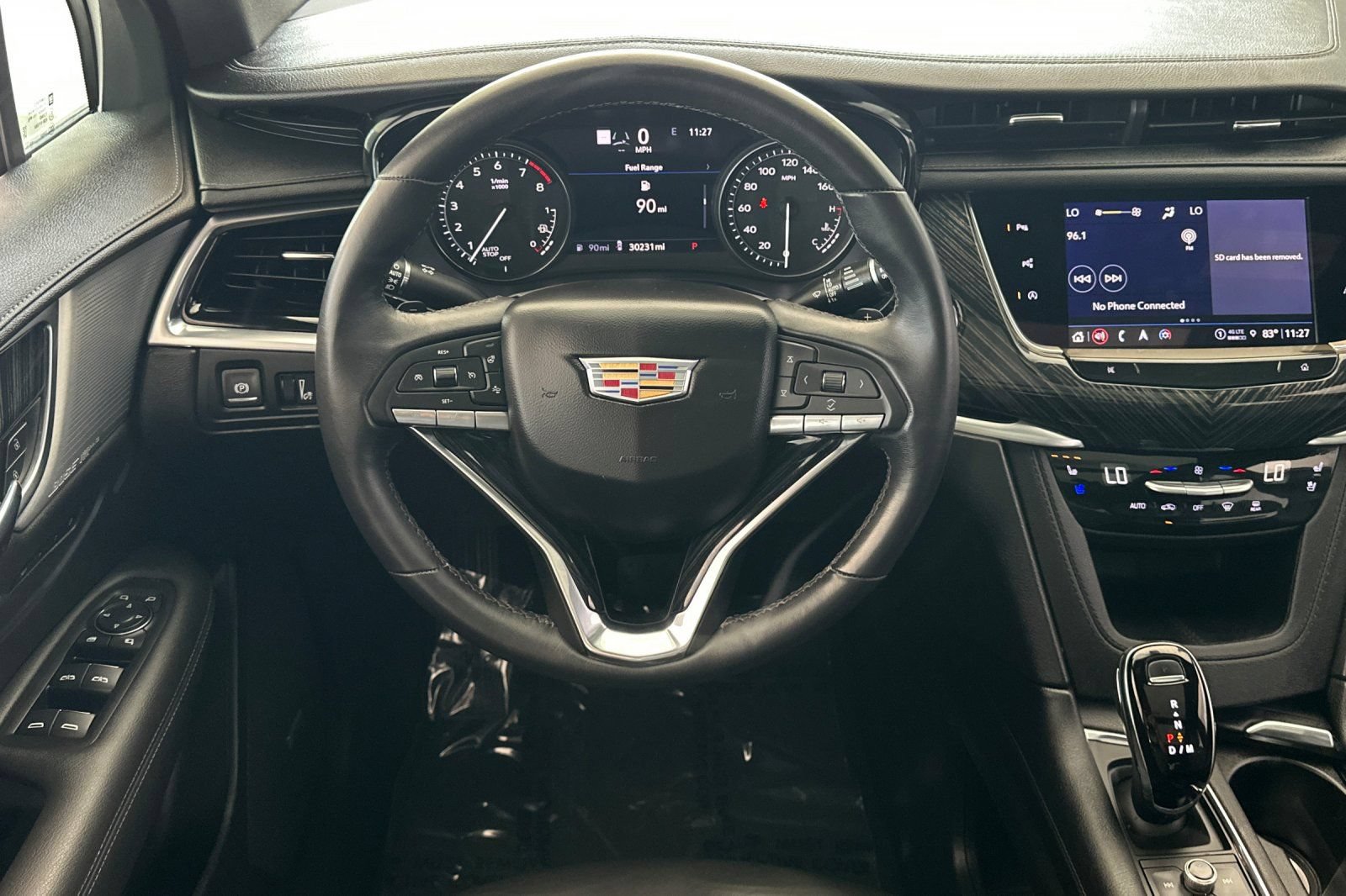 Used 2024 Cadillac XT6 Premium Luxury w/ Technology Package FWD image 17