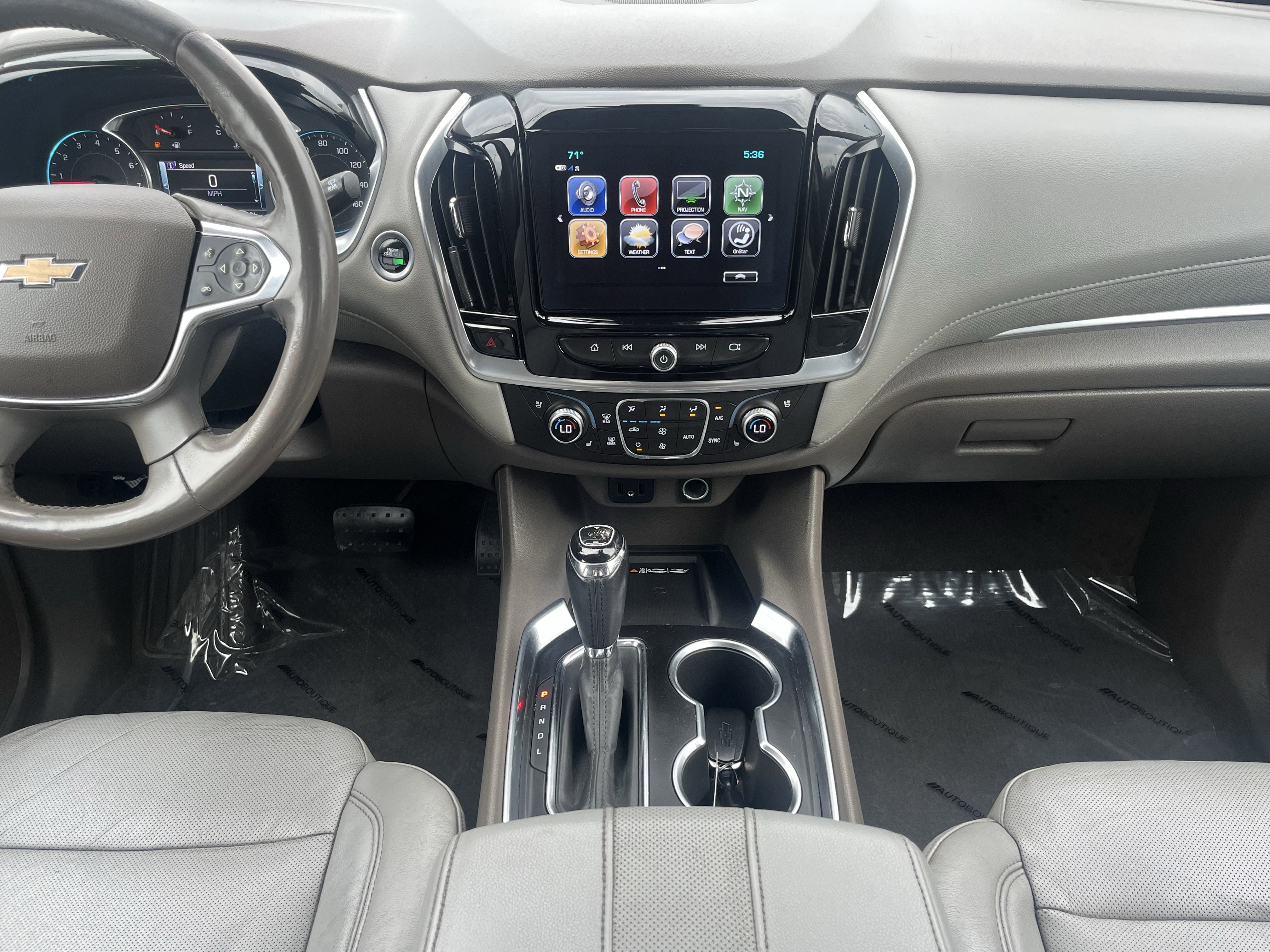 Used 2018 Chevrolet Traverse Premier w/ Driver Confidence II Package FWD image 24