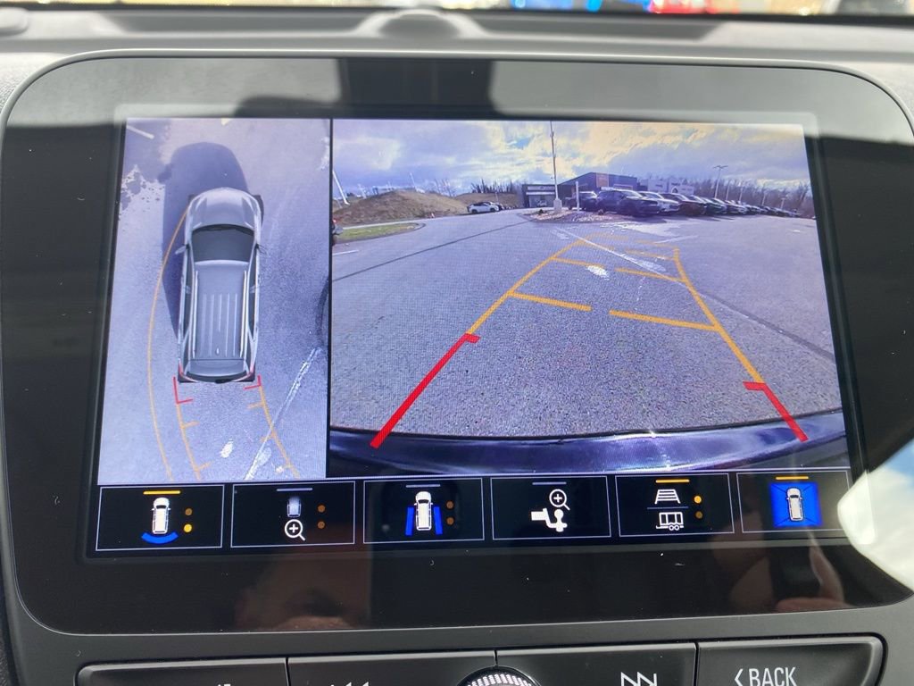 Used 2024 Chevrolet Equinox LT image 32