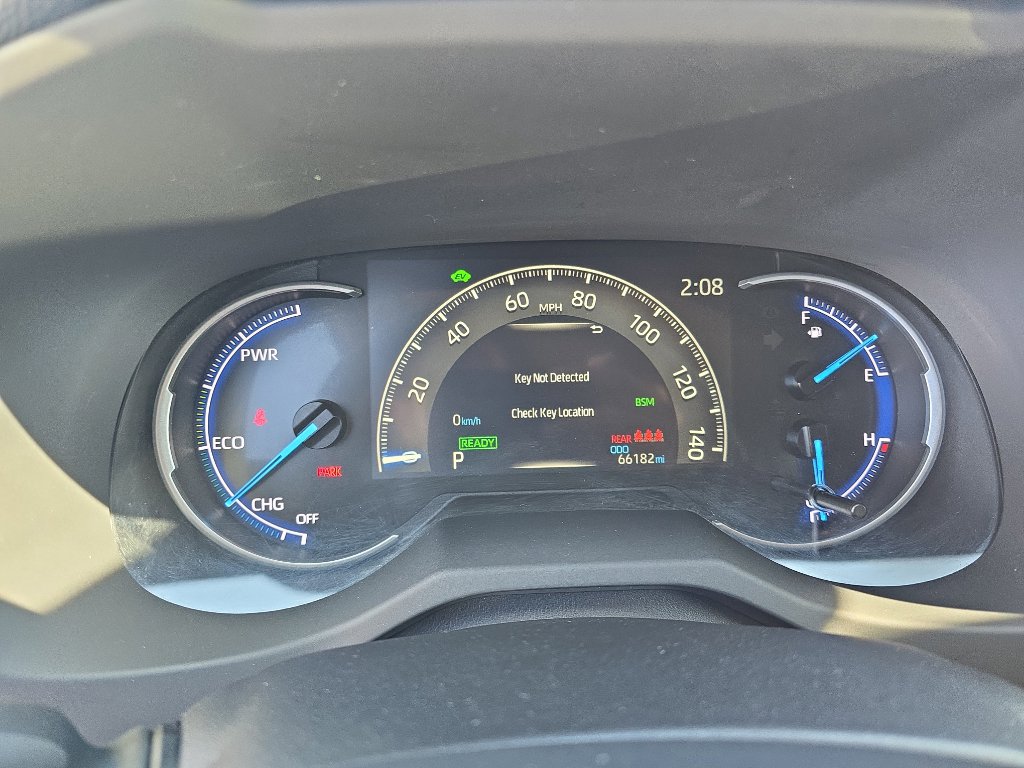 Used 2019 Toyota RAV4 Limited image 23