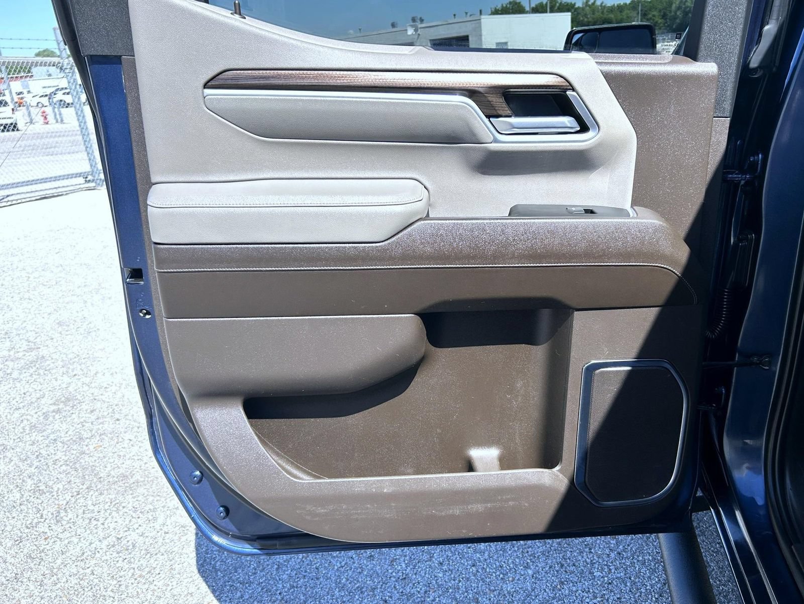 Certified 2022 Chevrolet Silverado 1500 LT AWD/4WD image 17