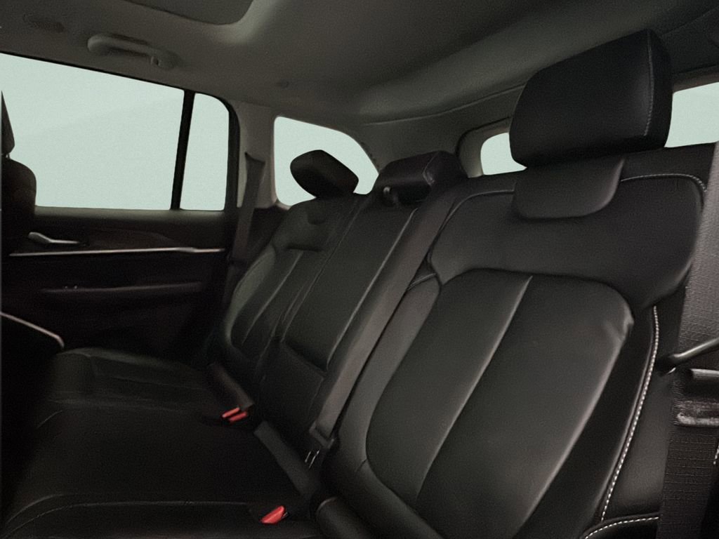 Used 2022 Jeep Grand Cherokee Limited 4xe AWD/4WD image 13