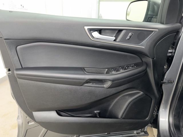 Used 2024 Ford Edge SEL w/ Convenience Package image 10