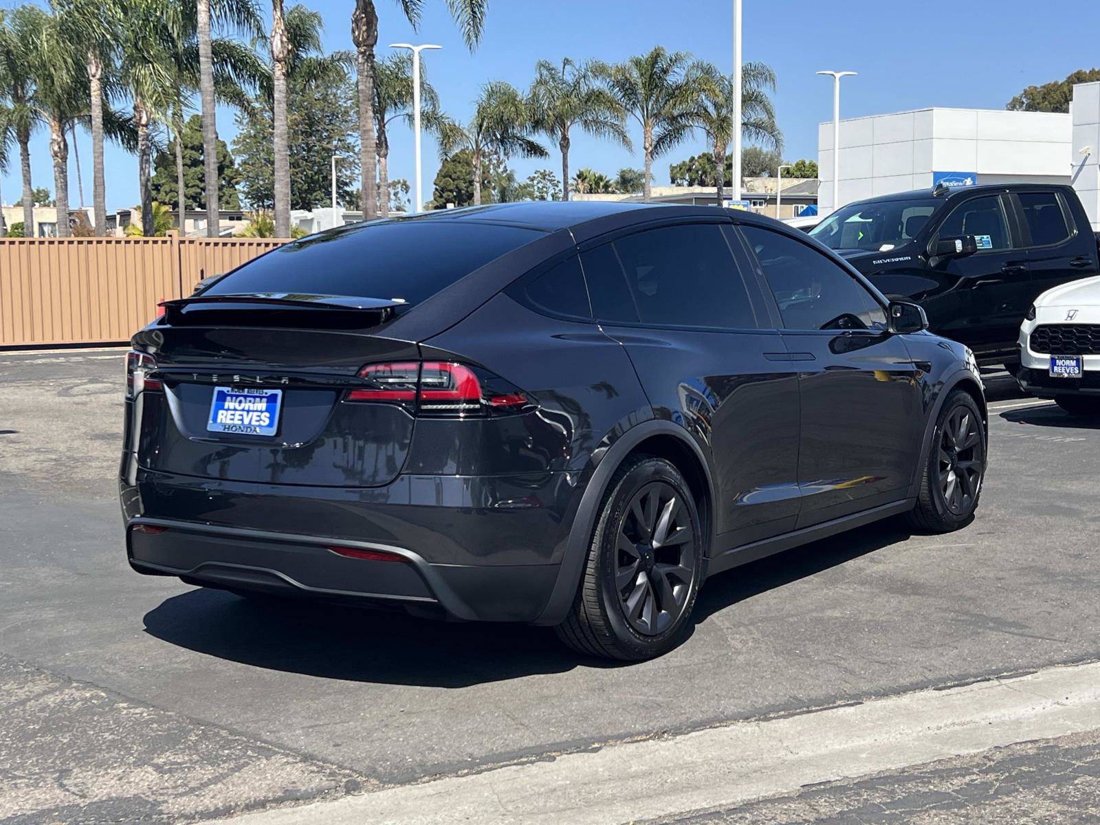 Used 2024 Tesla Model X AWD/4WD image 26