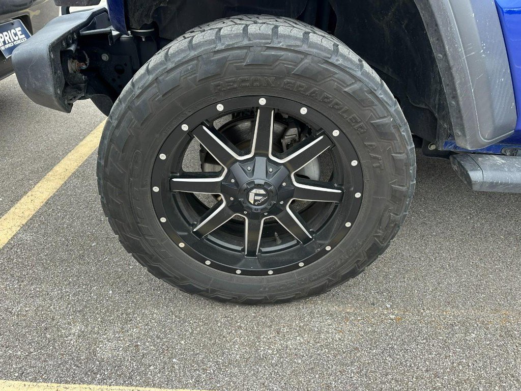 Used 2020 Jeep Wrangler Sport image 12