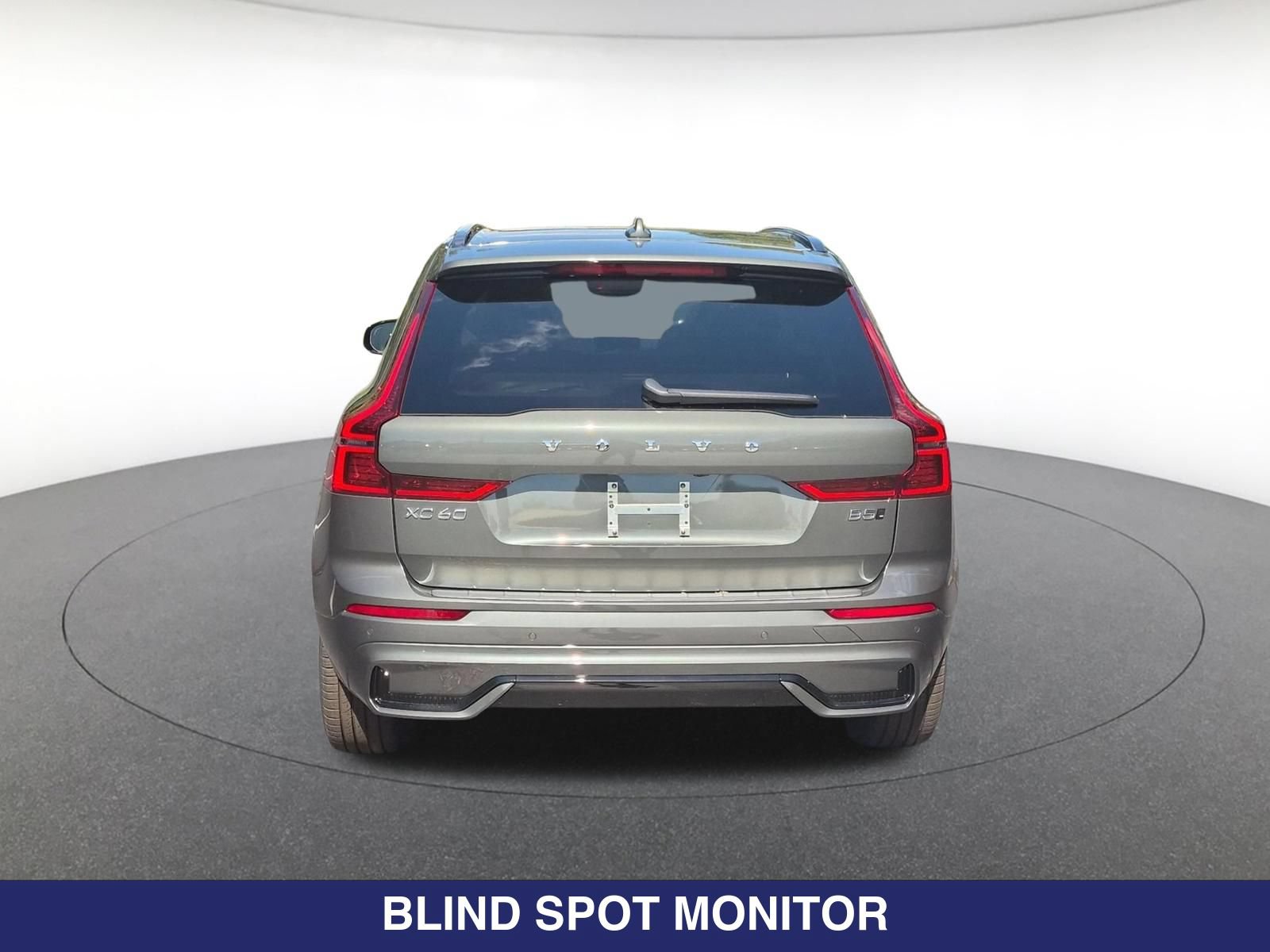 New 2027 Volvo XC60 B5 Core AWD/4WD image 8