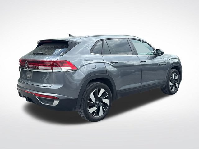 Used 2024 Volkswagen Atlas Cross Sport SE FWD image 6