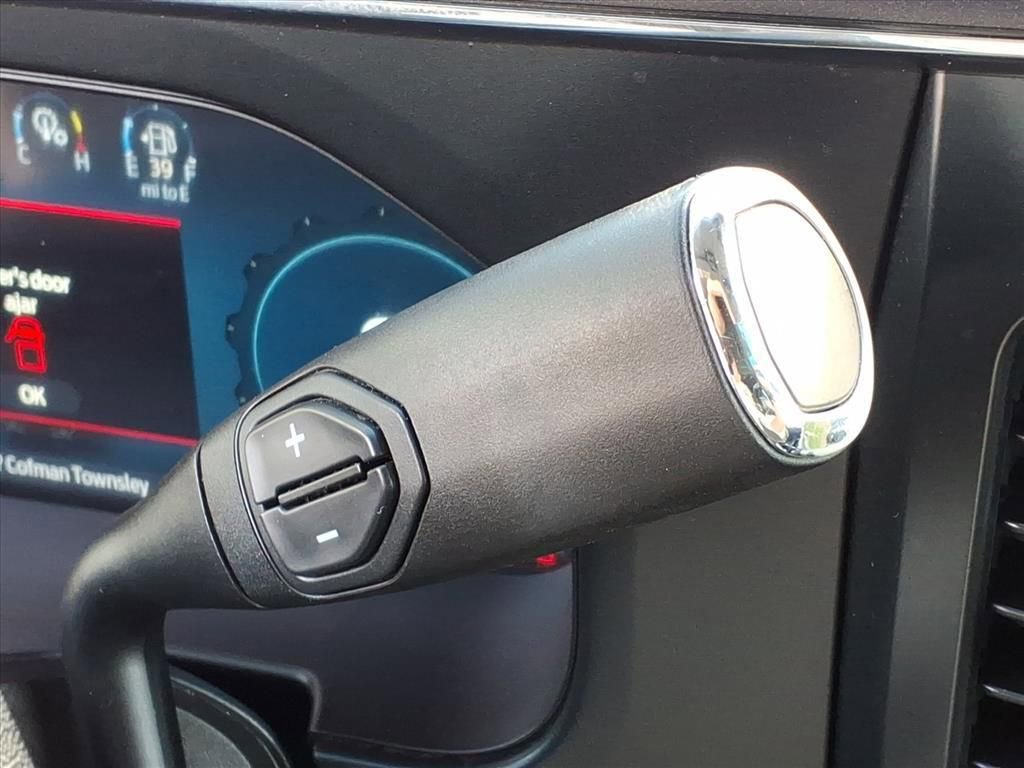 Used 2023 Ford F350 Lariat image 12