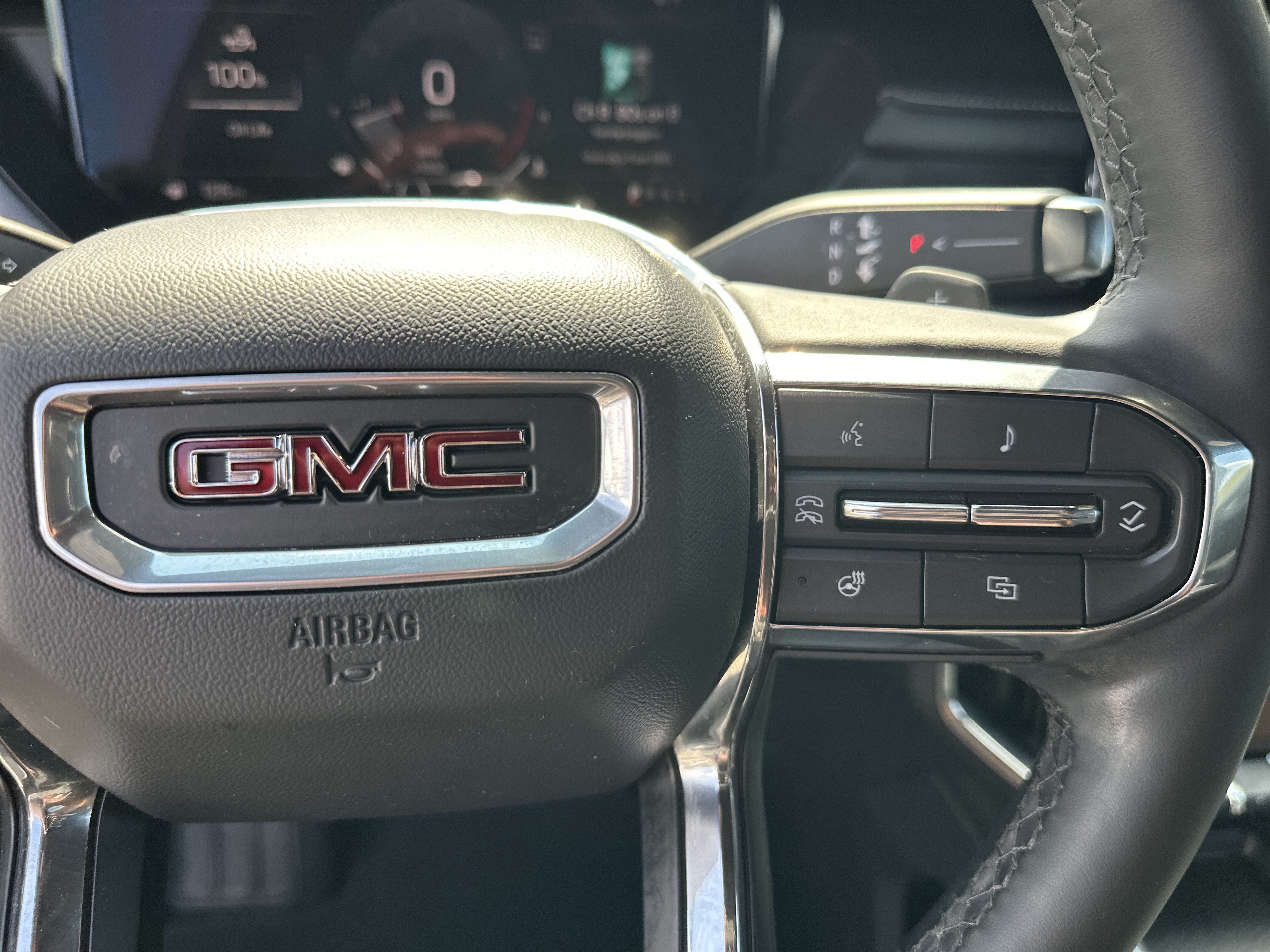 Used 2024 GMC Acadia Elevation FWD image 27