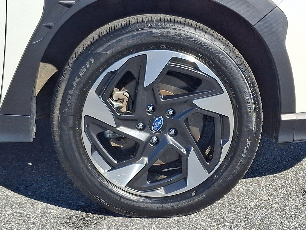 Used 2024 Subaru Crosstrek 2.5i Limited w/ Crosstrek Mirror Package AWD/4WD image 9