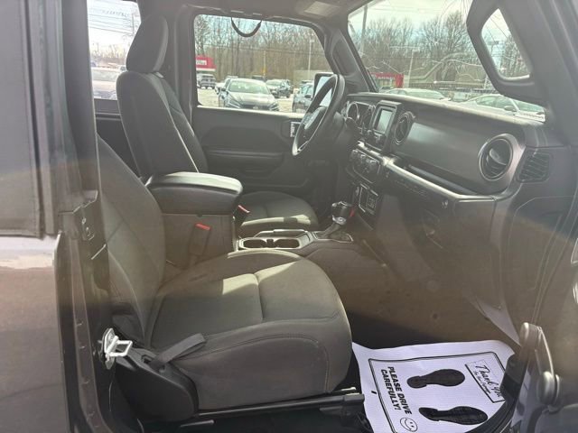 Used 2019 Jeep Wrangler Sport image 16