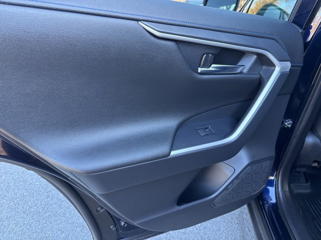 Used 2021 Toyota RAV4 XSE image 44