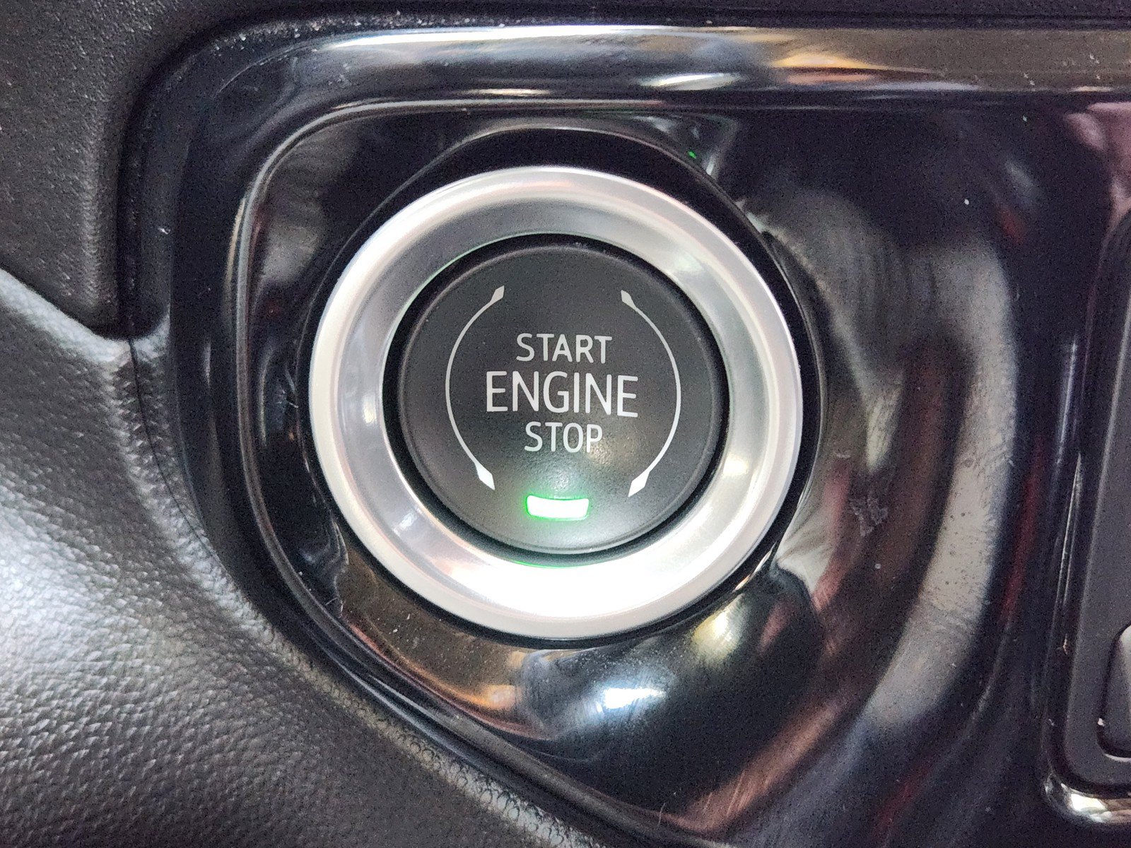 Used 2024 Chevrolet Silverado 2500 LT AWD/4WD image 17