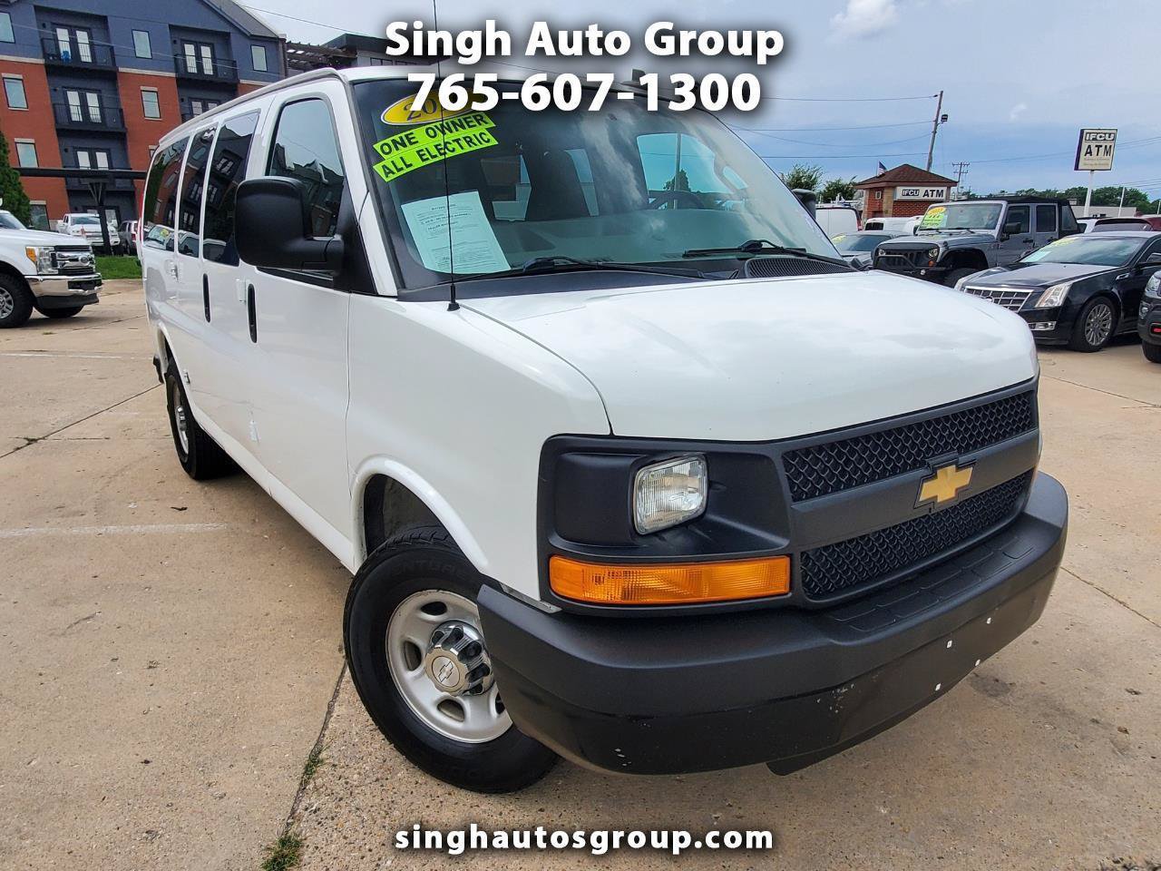 Used 2016 Chevrolet Express 2500 w/ Preferred Equipment Group RWD image 1