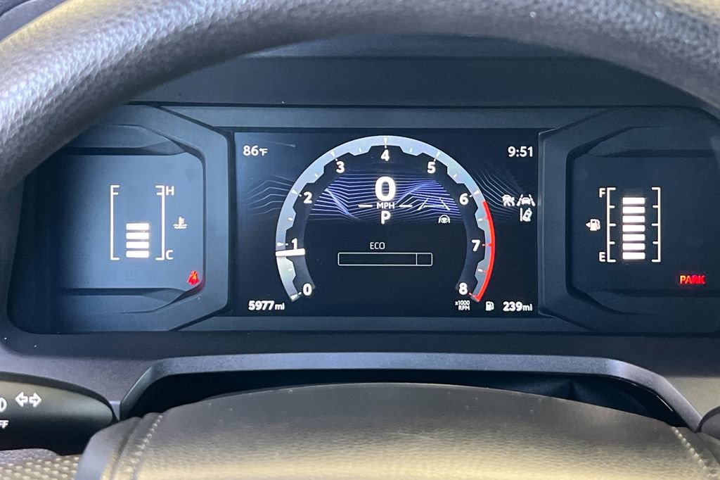 Certified 2025 Toyota Tacoma SR5 AWD/4WD image 27