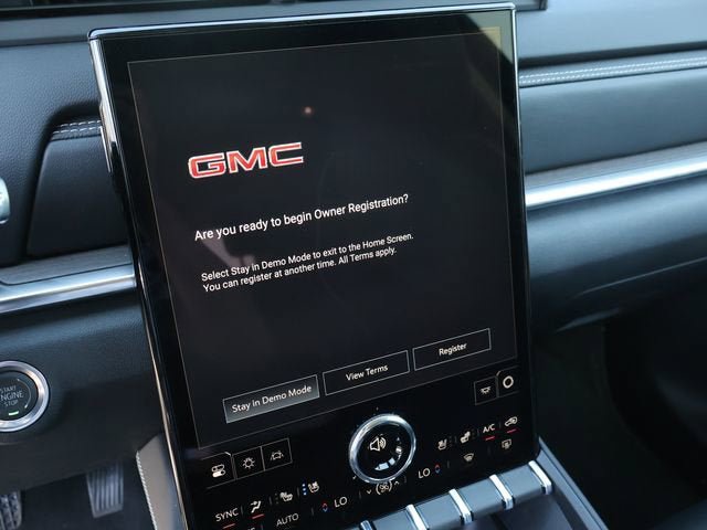 New 2026 GMC Terrain Denali w/ LPO, Black Badging Package AWD/4WD image 31