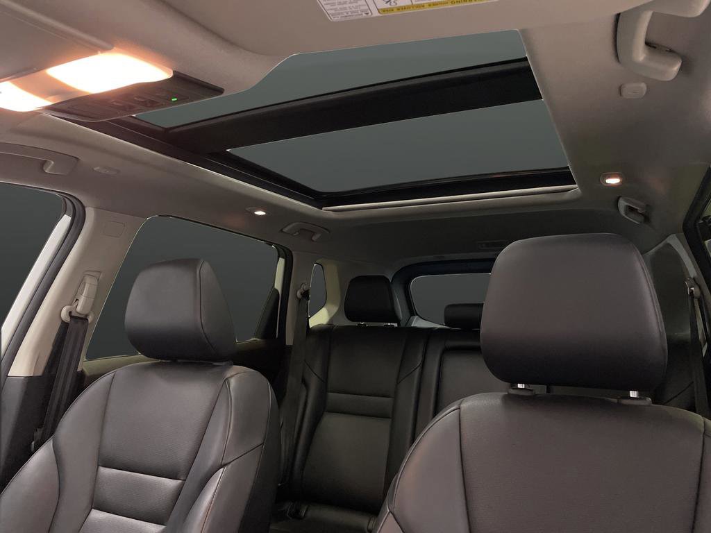 Used 2023 Nissan Rogue SV w/ SV Premium B Package image 7