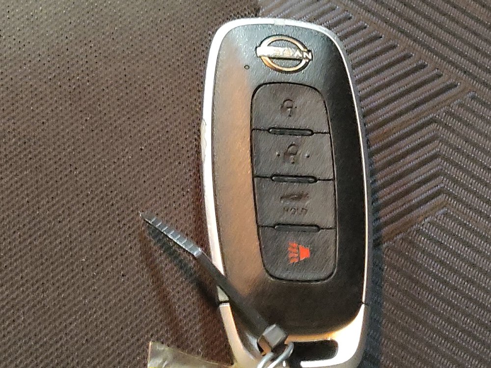 Used 2025 Nissan Versa SV FWD image 32