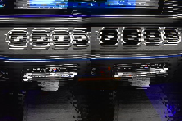 New 2026 Mercedes-Benz GLS 450 4MATIC image 29