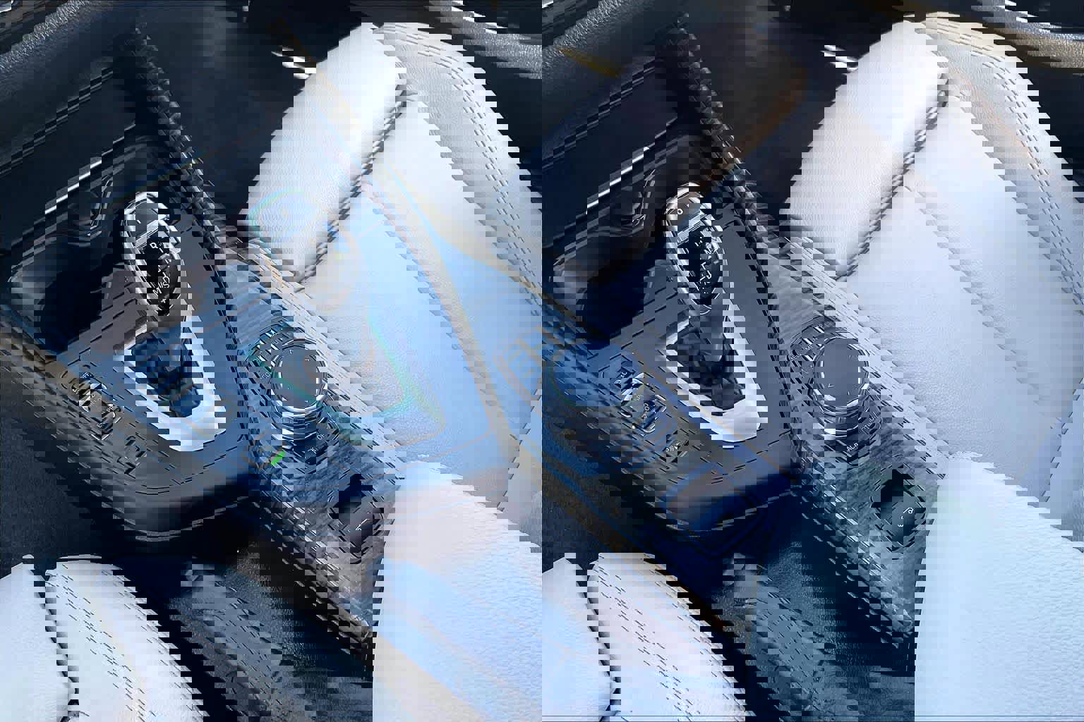 Used 2017 BMW 230i xDrive Convertible image 15