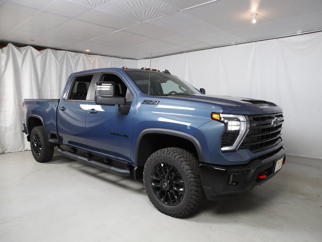 New 2025 Chevrolet Silverado 3500 LT w/ Trail Boss Package image 1