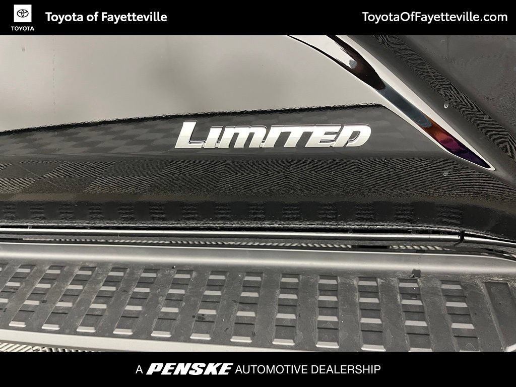 Used 2026 Toyota 4Runner Limited AWD/4WD image 15