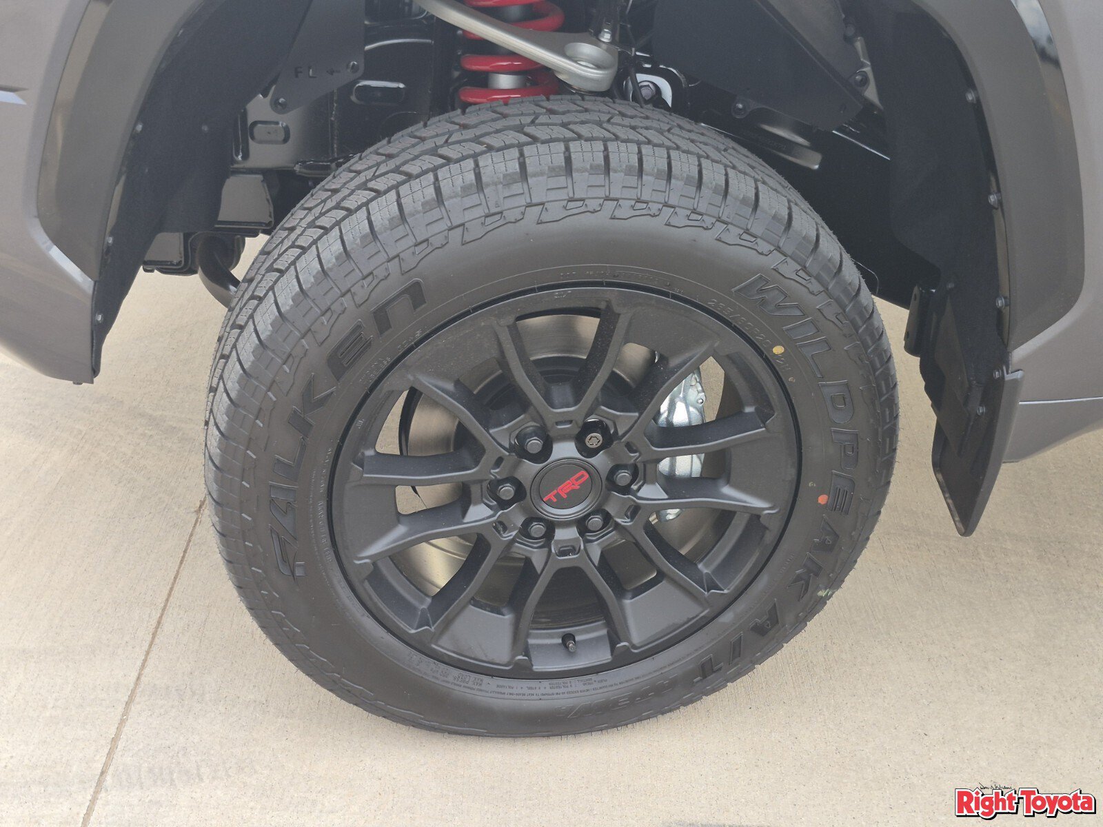 New 2026 Toyota Tundra Platinum w/ TRD Off-Road Package AWD/4WD image 11