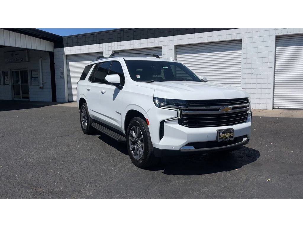 Certified 2022 Chevrolet Tahoe LT w/ Luxury Package AWD/4WD image 5