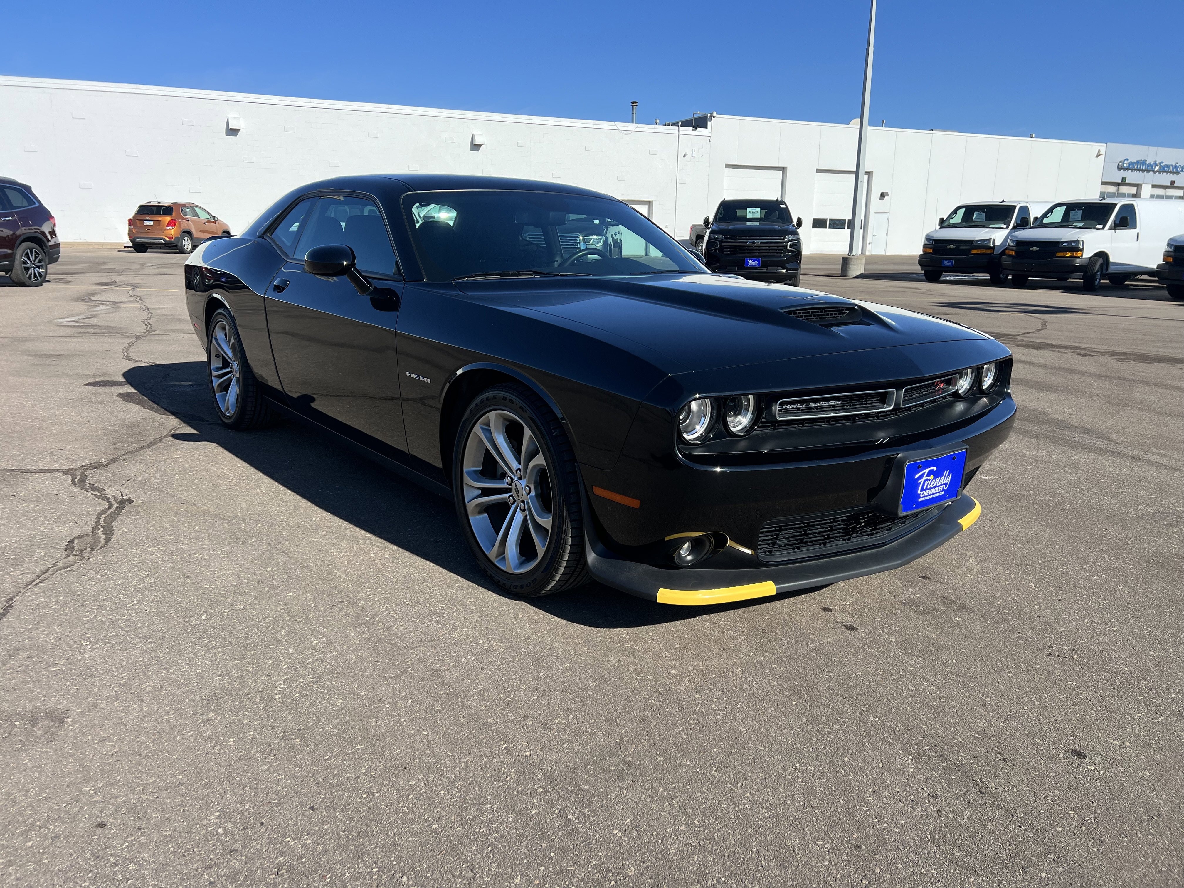 Used 2022 Dodge Challenger R/T image 3