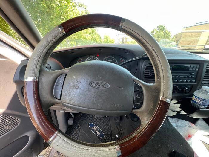 Used 2002 Ford F150 XLT AWD/4WD image 34