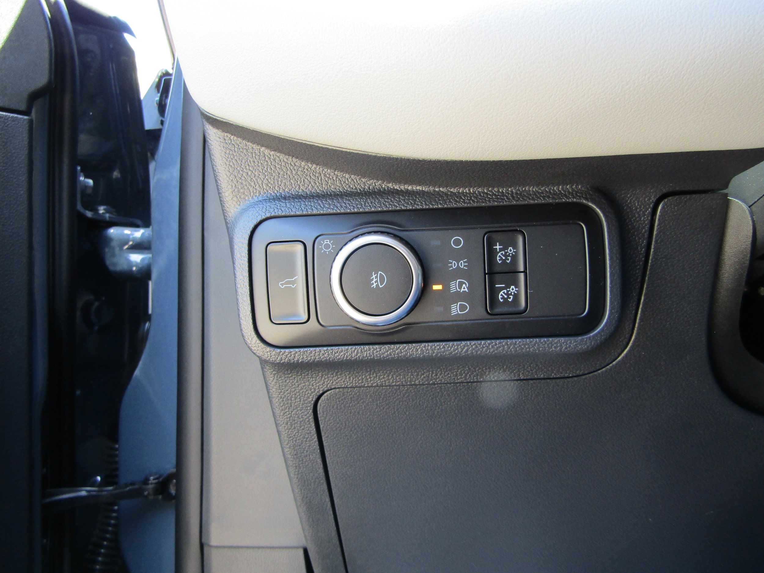 New 2026 Ford Explorer Active w/ Active Comfort Package AWD/4WD image 19